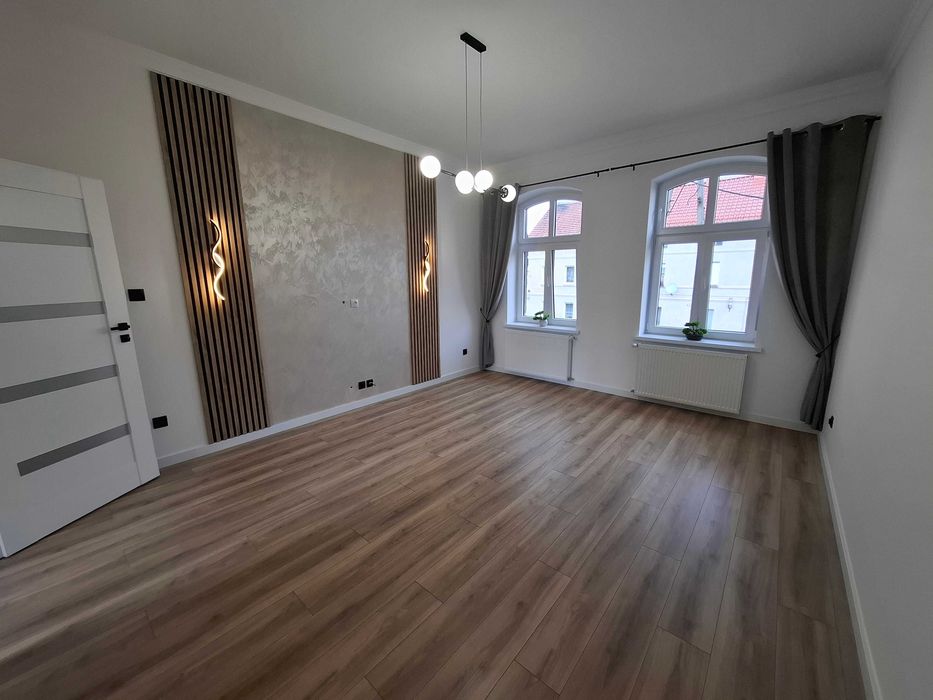 Piękne słoneczne dwustronne mieszkanie z ogródkiem