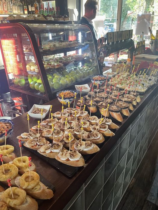 Odstąpie bar na warszawskim zoliborzu/ sprzedaz spolki zoo