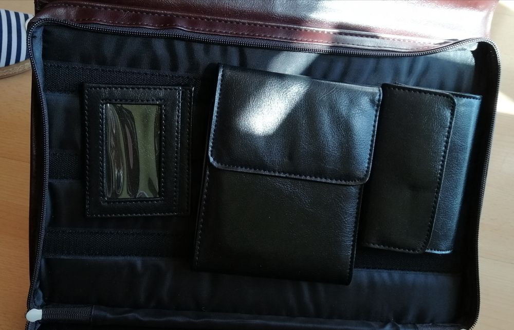 Aktówka nesseser Operon