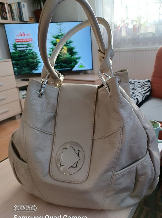 Duża torebka na ramię w kolorze kremowym