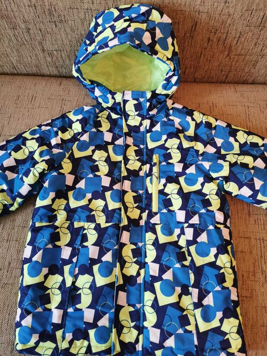 Kurtka przejściowa na 140 cm firmy Little Kids
