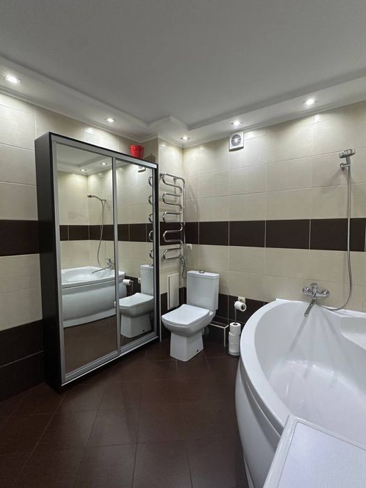 Продаж 3к квартира в Броварах