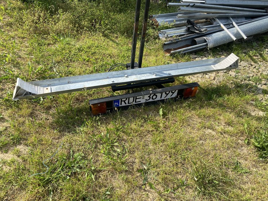 Bagaznik do przewozenia pitbike na hak
