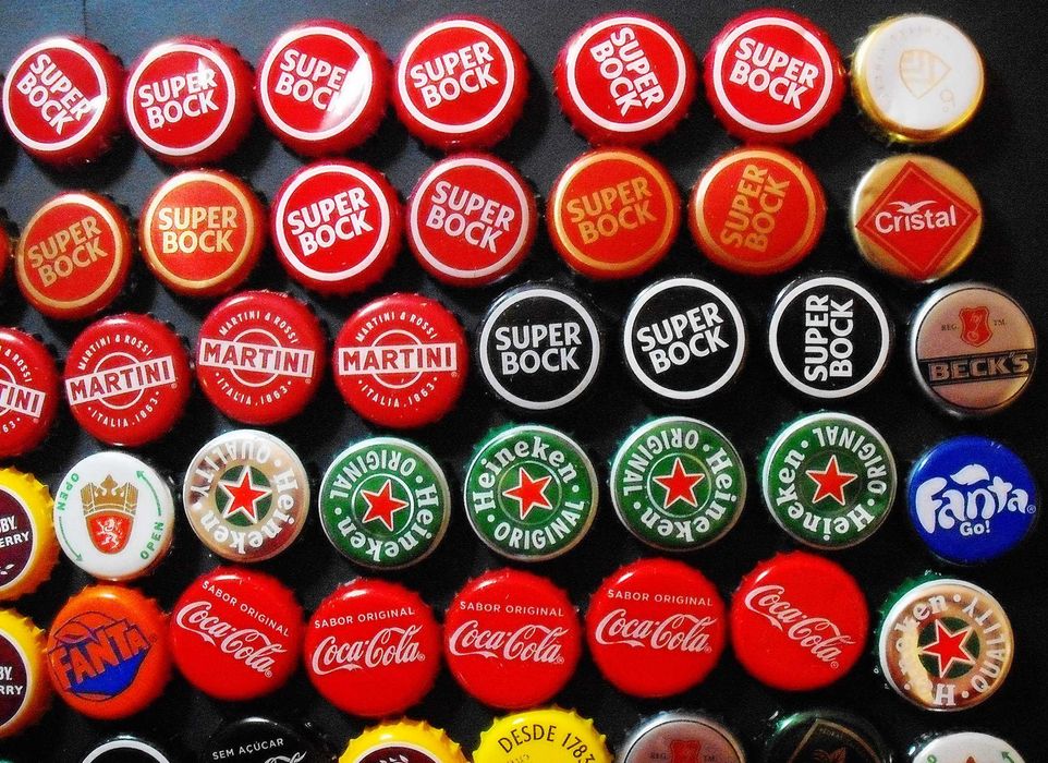 100 Cápsulas de garras/tampas/sameiras em bom estado