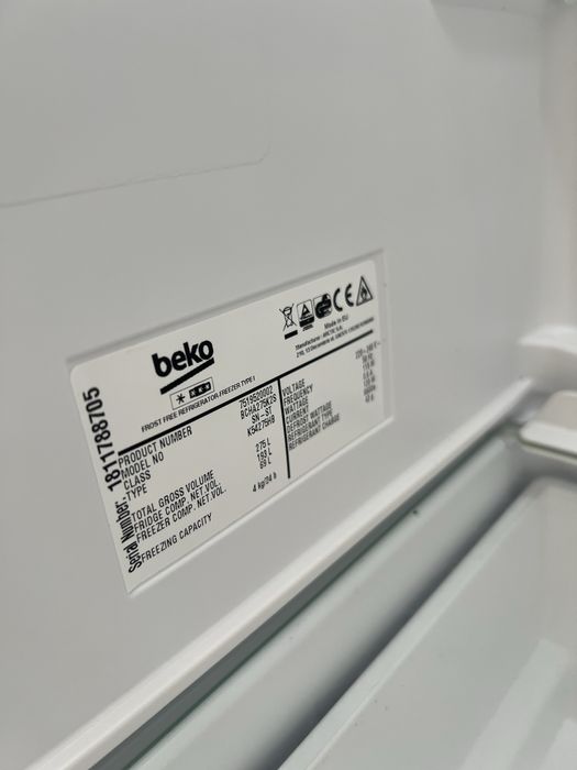 Frigorifico combinado Beko (como novo)