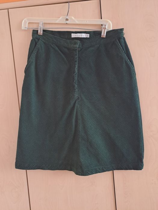 spódnica do kolan sztruks Tweeds rozmiar 12 USA szerokość. w pasie 37 cm, długość 53 cm