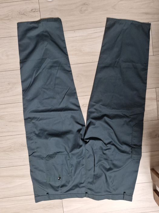 Chinos Gilbert   .