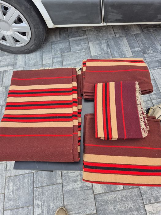 Sprzedam kilimy wełniane.