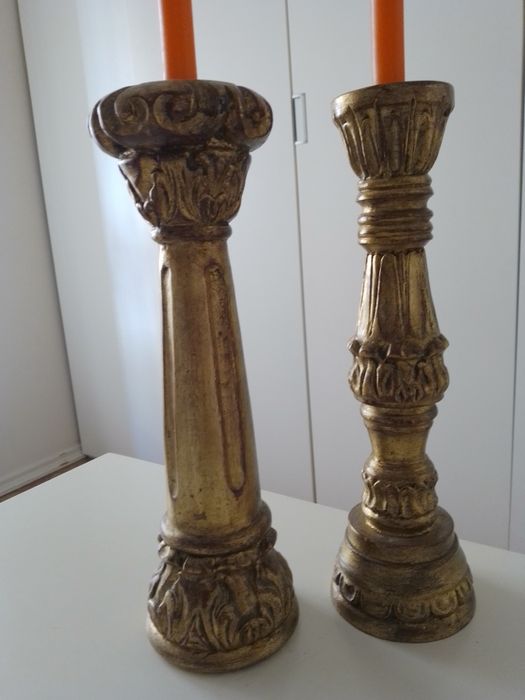 Candelabros de madeira