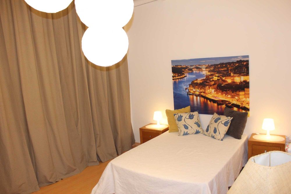 Alugo T1 Kitchnet com grande jardim privativo