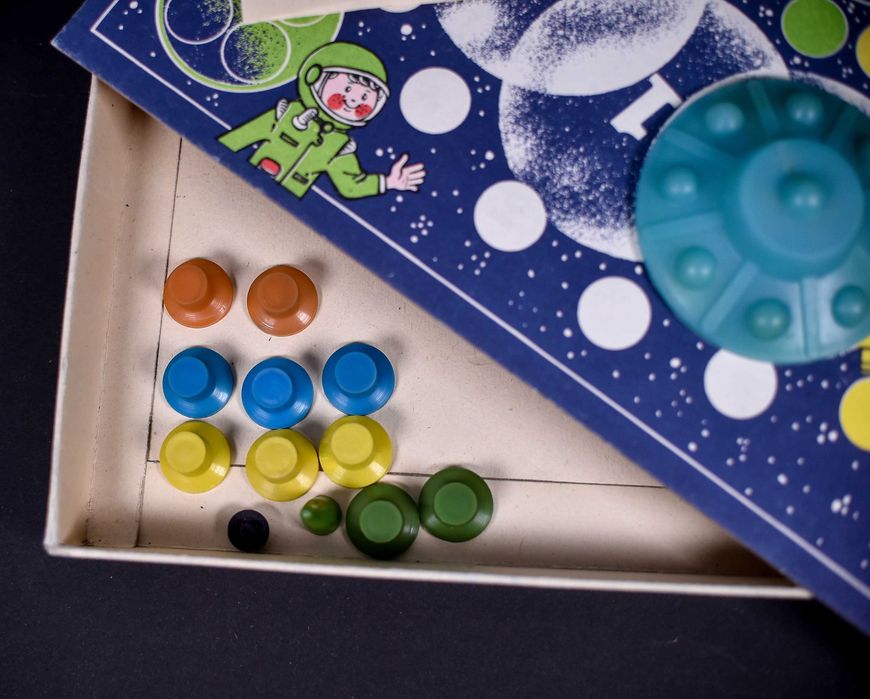 Gra Planszowa # UFO - niekompletna