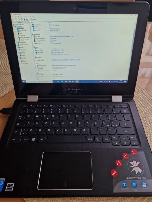 Робочий сенсорний ноутбук-планшет Lenovo Yoga 300