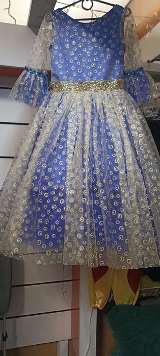 Прокат карнавальних костюмів