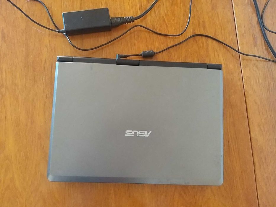 Ноутбук ASUS X51L