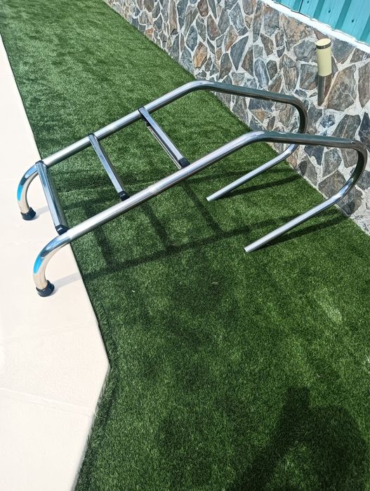 Escadas para piscina em aço inoxidavel