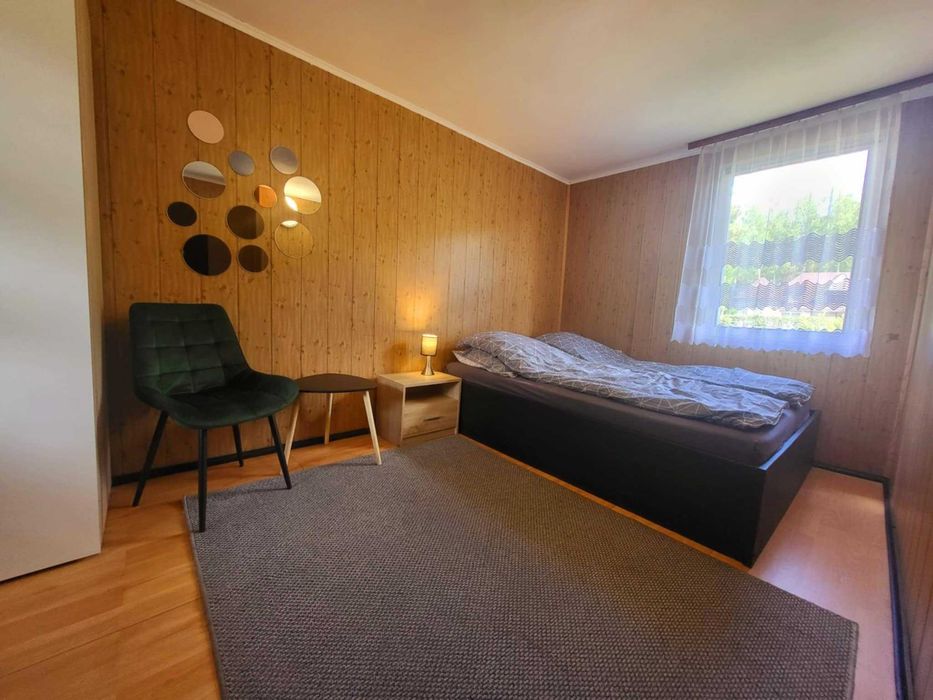 Domki letniskowe nad łowiskiem,jezioro,las cisza