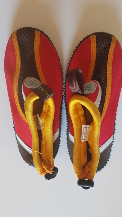 Buty do wody rozmiar 27.
