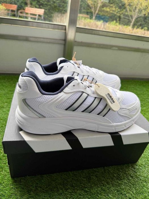 Buty Adidas Ecyptix 2000 Sportowe Białe Cloudform Rozmiar 47 1/3