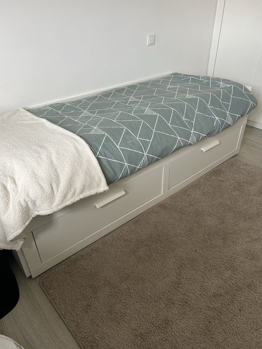 Brimnes cama ind/dupla c/2gavetas e c/2colchões