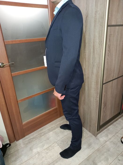 Чоловічий костюм діловий/ повсякденний приталений (slim) reserved