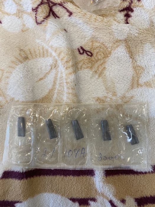 Продам диоды СВЧ 3а112ар11; 2д413а1; 2а604а; 2а104а.