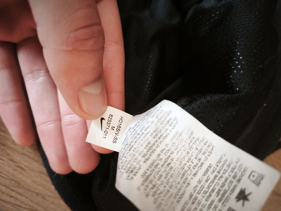 Чоловіча вітровка Nike Windrunner