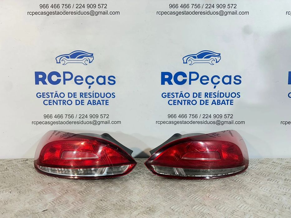 Conjunto Farolins Traseiros Trás Esquerdo Direito Originais VW