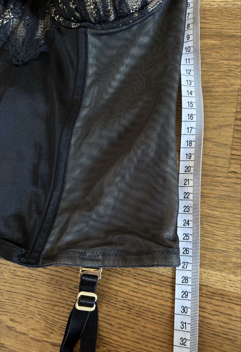 Jak nowy czarny gorset Triumph 70C
