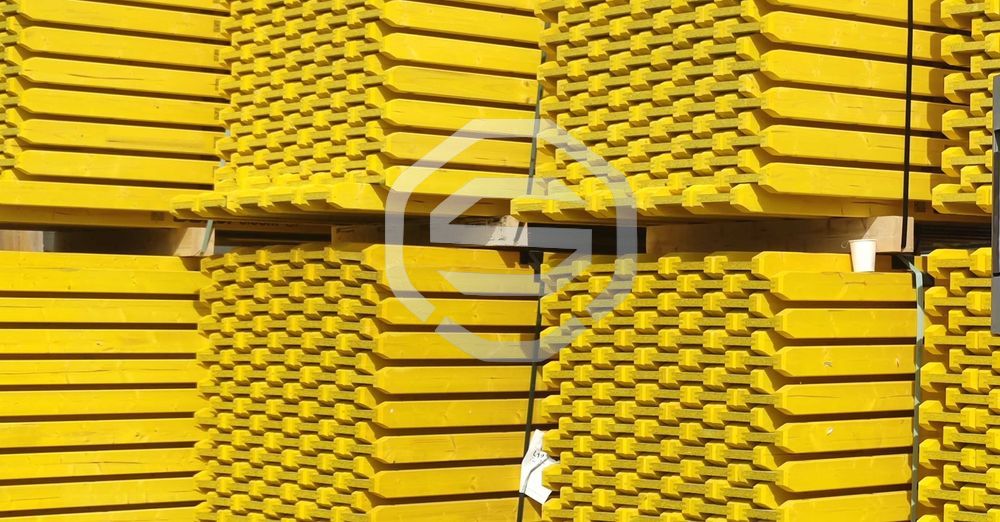 Dźwigary Blaty Sklejka Stemple Trójnogi Głowice Podpory Rusztowania