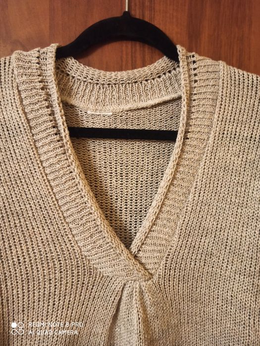 Sweter damski, dzianina. Rozmiar 46/48.
Rozmiar 46/48. 
Roz
