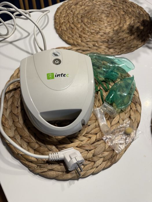 Inhalator Intec.