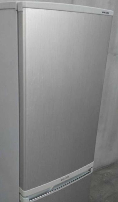 Холодильник Samsung RL17MBMS