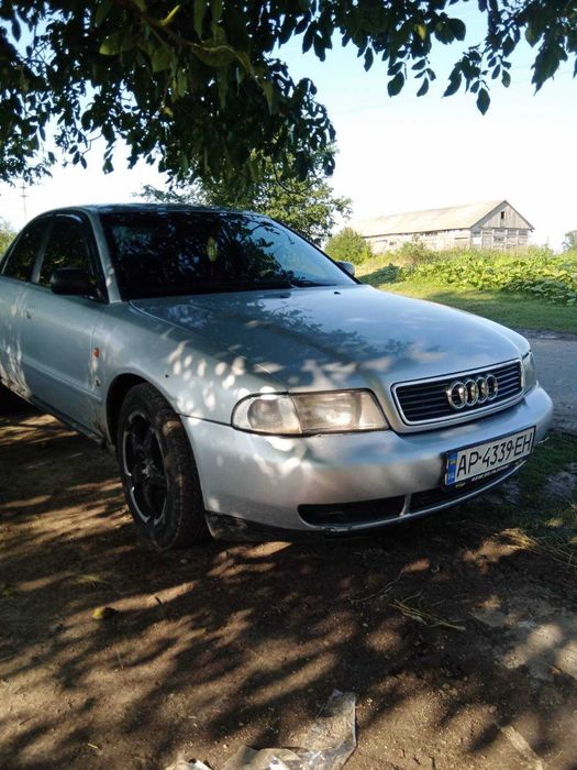 Продам автомобіль під відновлення  AUDI A4 1995 рік Газ/Бензин
