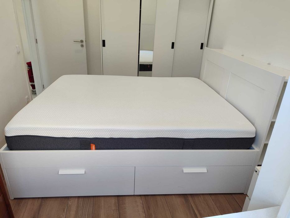 Cama IKEA c/ 4 gavetões, cabeceira destacável, Colchão Emma c/ 11Meses