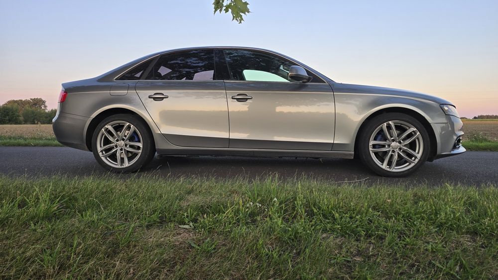 Audi A4 B8 2.0 TDI 2008r.