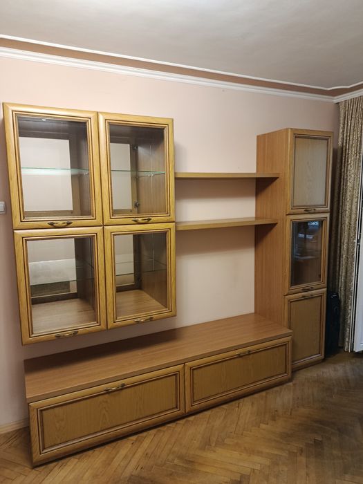 Стінка у вітальню