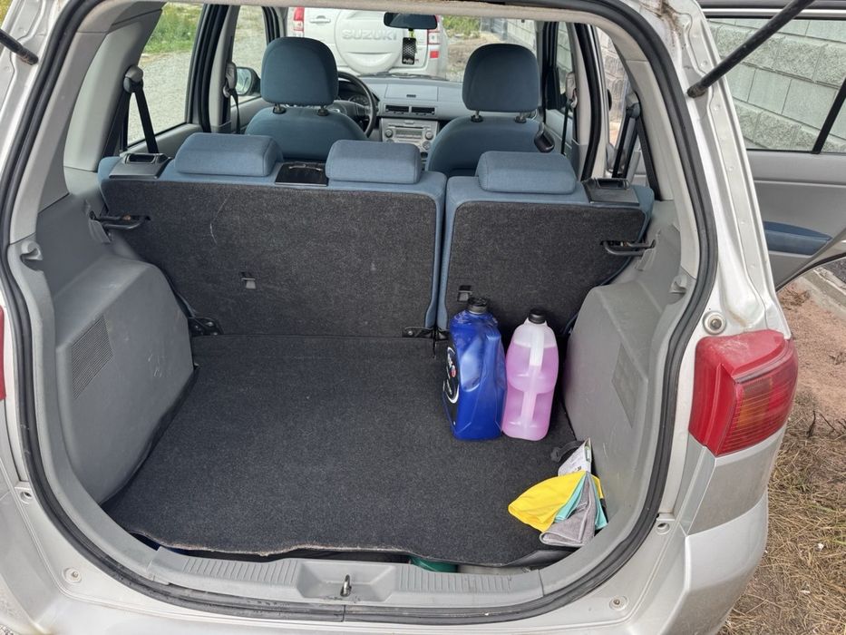 Mazda 2,робочий стан,без критичних проблем