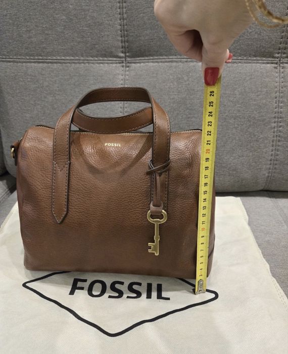 Шкіряна сумка  /Кросбоді /Вмістка шикарна сумка