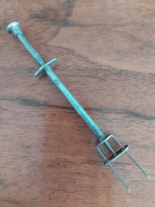 Casquinha- Garfo antigo