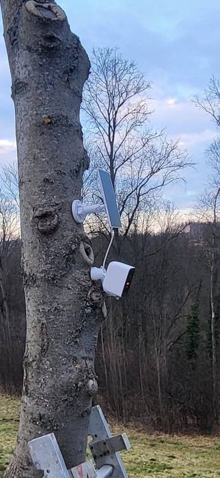 Nowoczesna kamera WiFi bezprzewodowa z zasilaniem solarnym