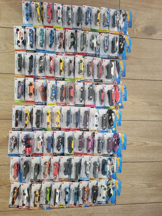 Modele hot wheels -111szt. Tylko całość