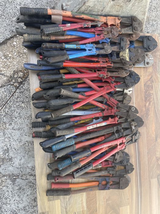 Lote de 40 tesouras de vários tamanhos