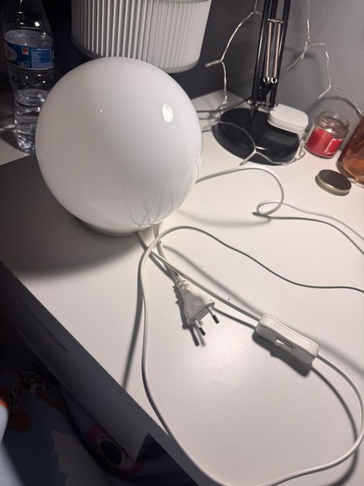 Candeeiro de mesa branco