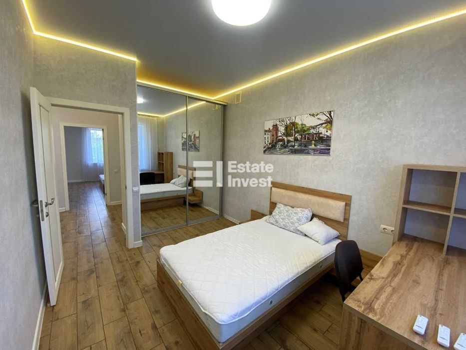 Продам таунхаус за адресою: пров. Дунаєвського, 1Б