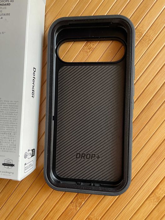 Чохол OtterBox Defender Series для Google Pixel 9 / 9 Pro XL