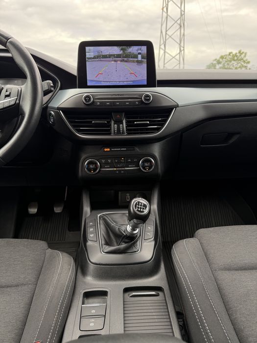 Ford Focus EcoBoost 125cv Active X Nacional um dono revisoes todas na marca