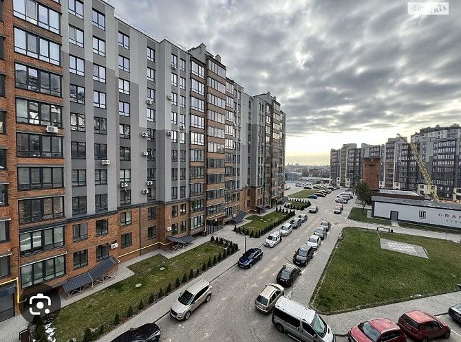 ЖК Домбровський 2-к квартира