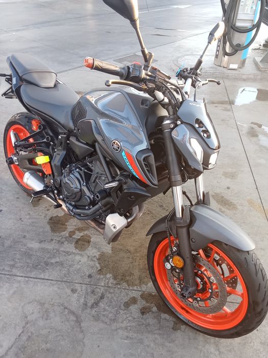 Troco MT 07 por mota