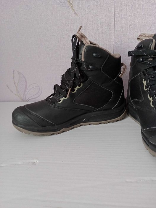 Buty trzewiki zimowe damskie Quechua na wąskie stopy rozmiar 37.