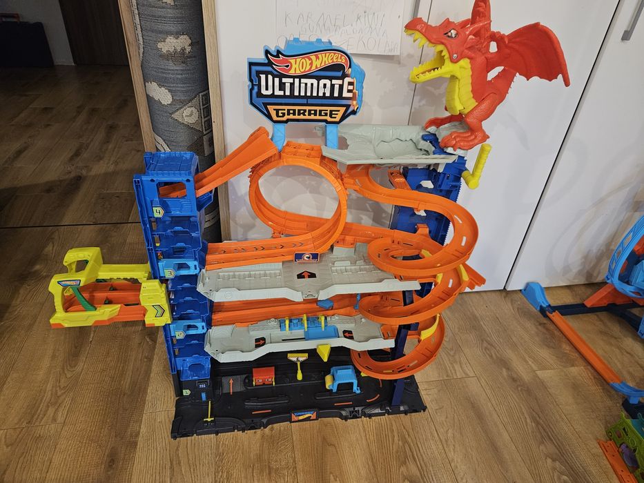 4 Zestawy Hot Wheels